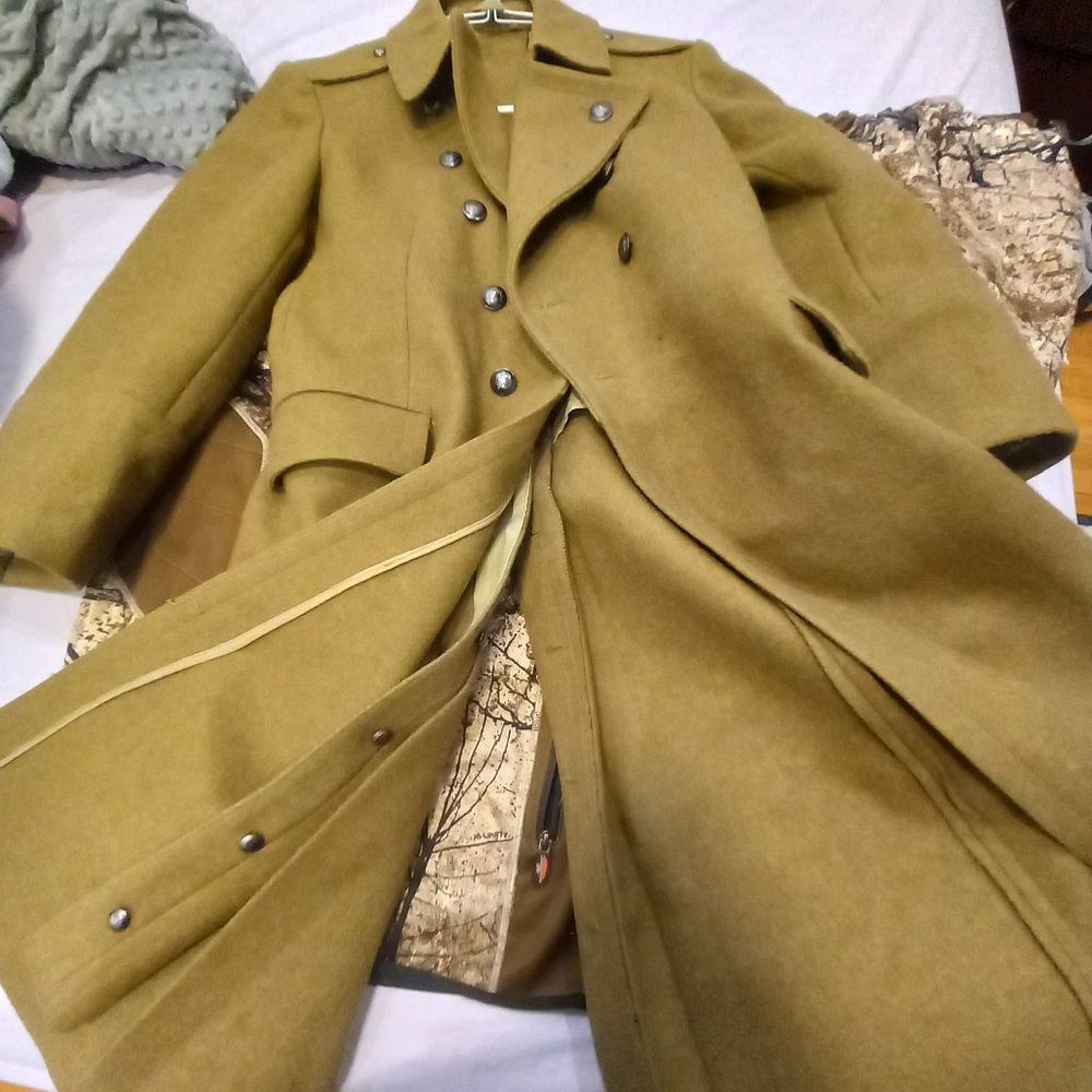 1948 wool trenchcoat